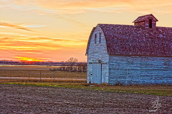 Barn 001